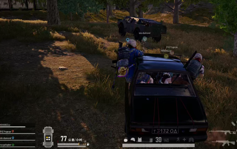 绝地求生怎么在车上射击